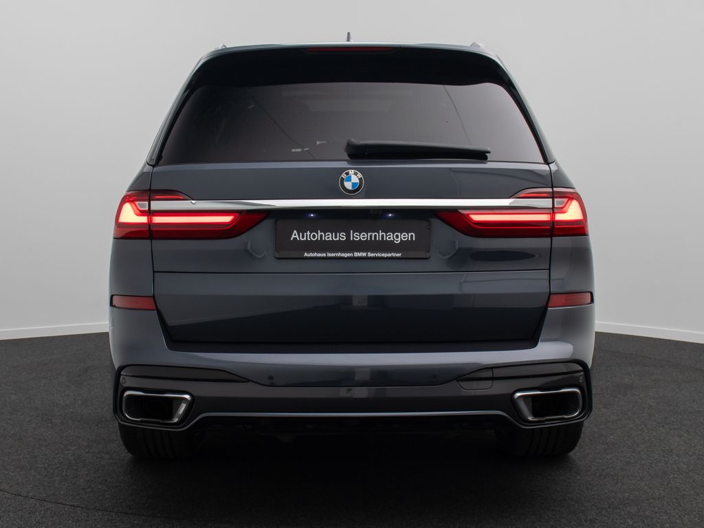 BMW X7 2022 г. Серый, пробег 46400 км