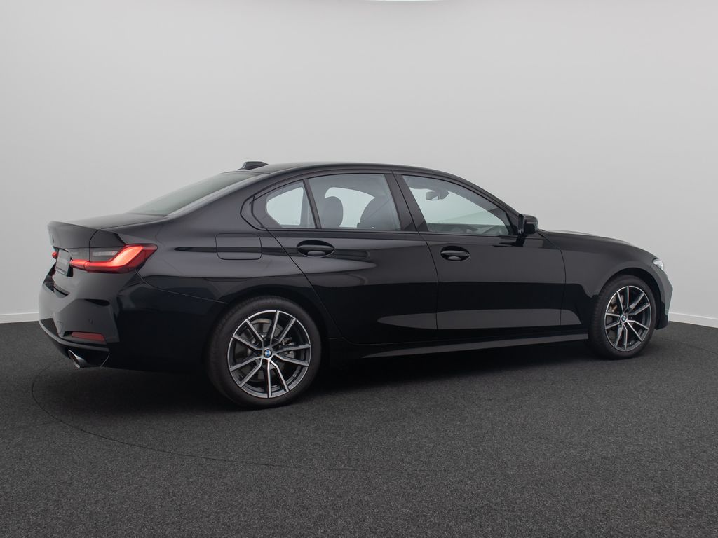 BMW 330 2022 г. Чёрный, пробег 37067 км