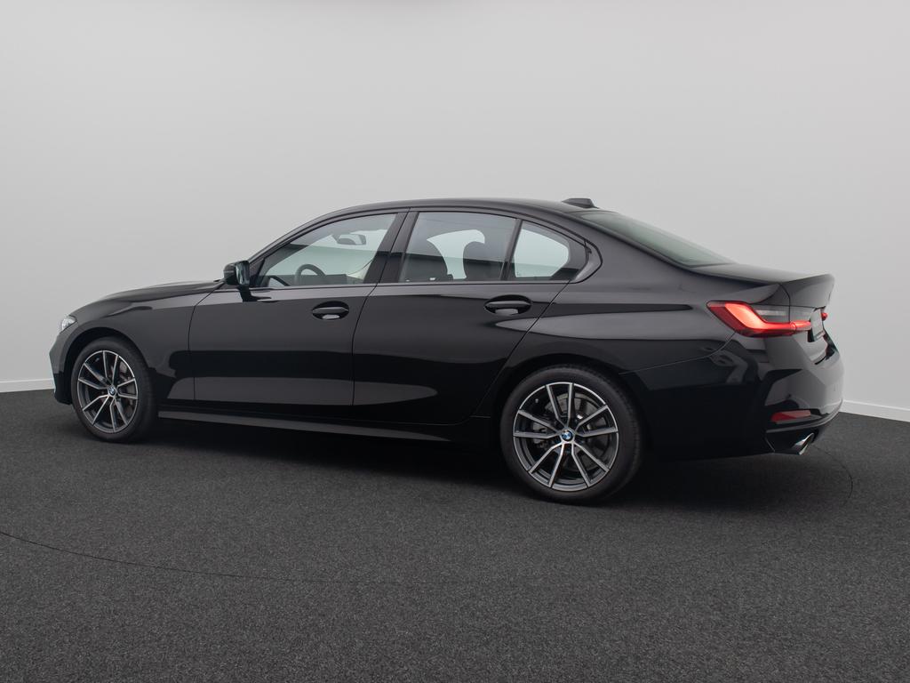 BMW 330 2022 г. Чёрный, пробег 37067 км