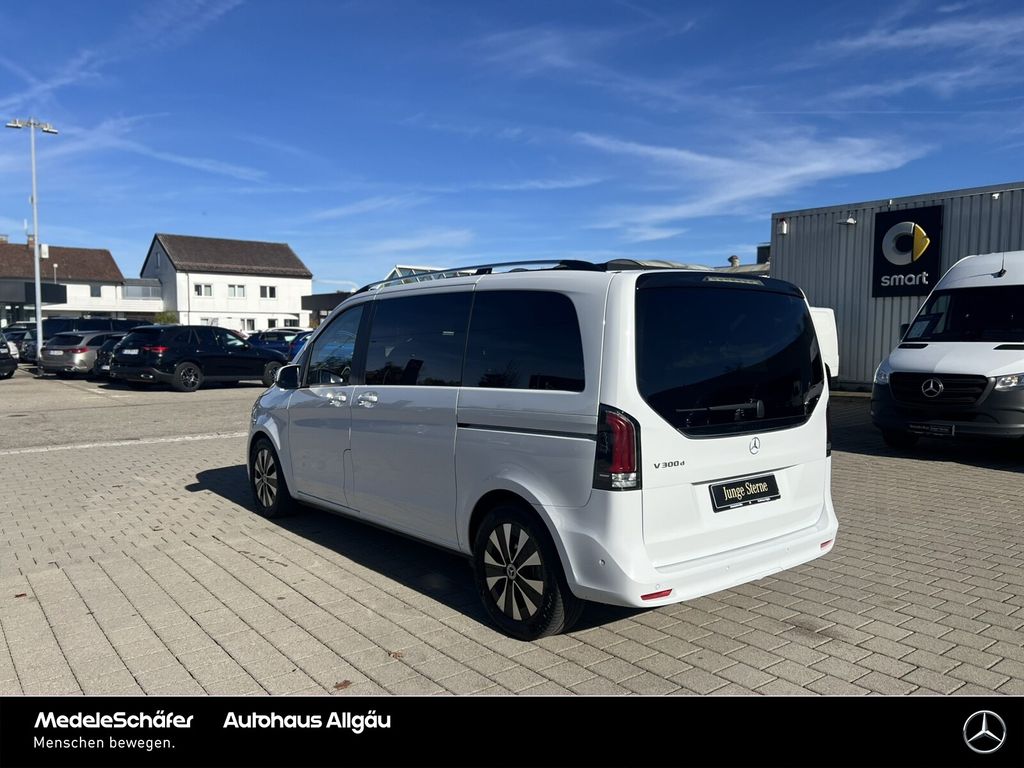 Mercedes-Benz V 300 2025 г. Белый, пробег 30800 км