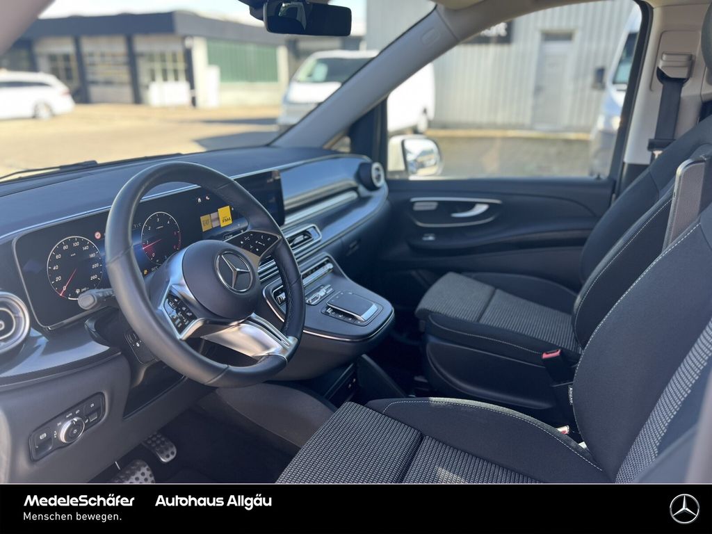 Mercedes-Benz V 300 2025 г. Белый, пробег 30800 км