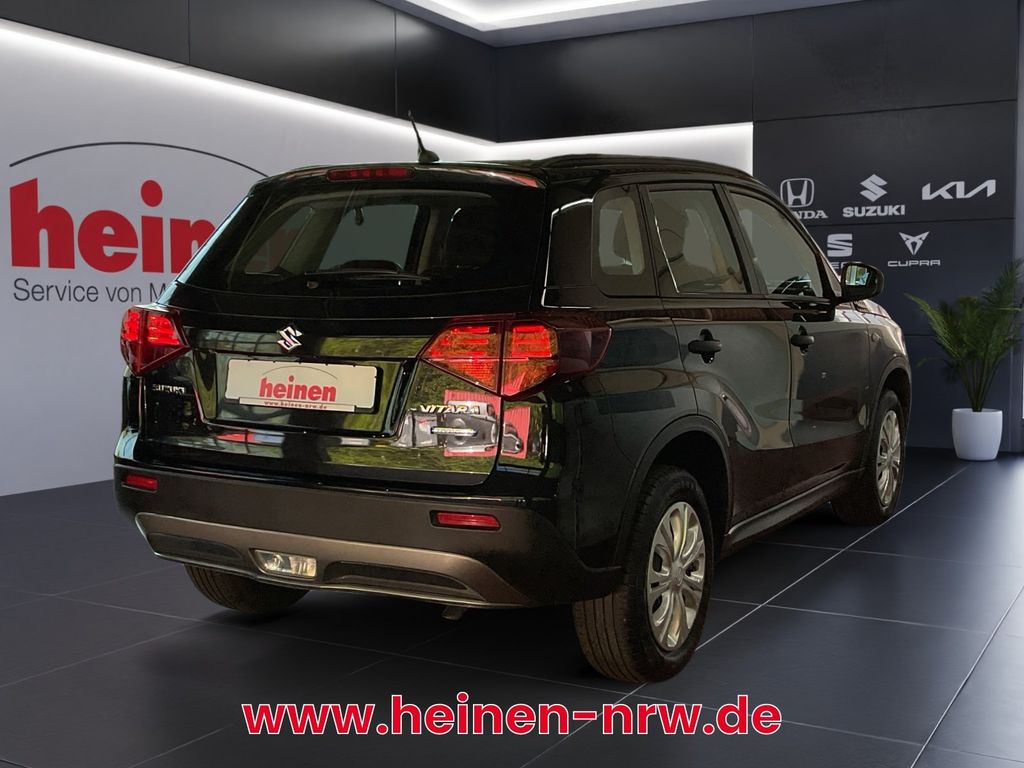 Suzuki Vitara 2021 г. Чёрный, пробег 40240 км