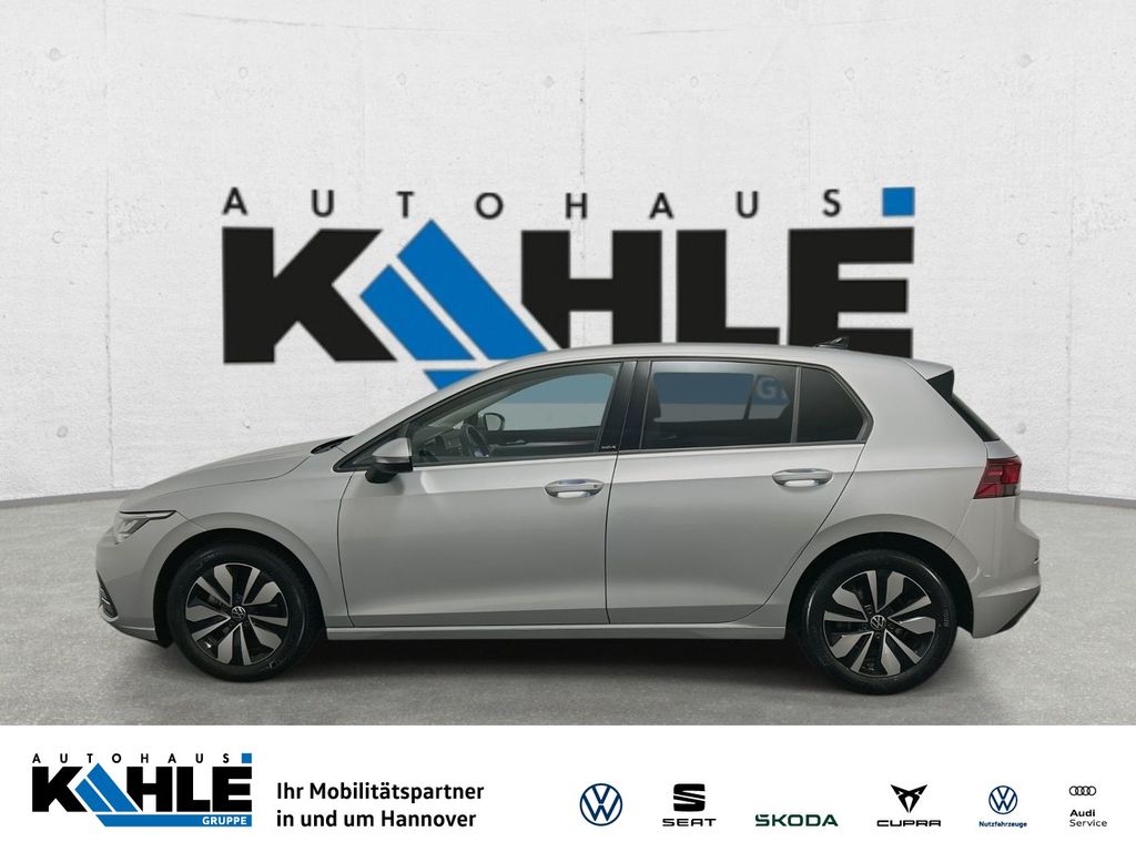 Volkswagen Golf 2023 г. Серебристый, пробег 29363 км