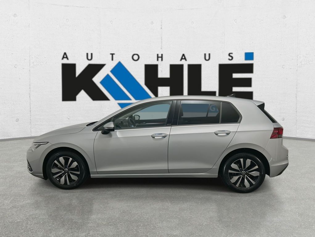Volkswagen Golf 2023 г. Серебристый, пробег 29363 км