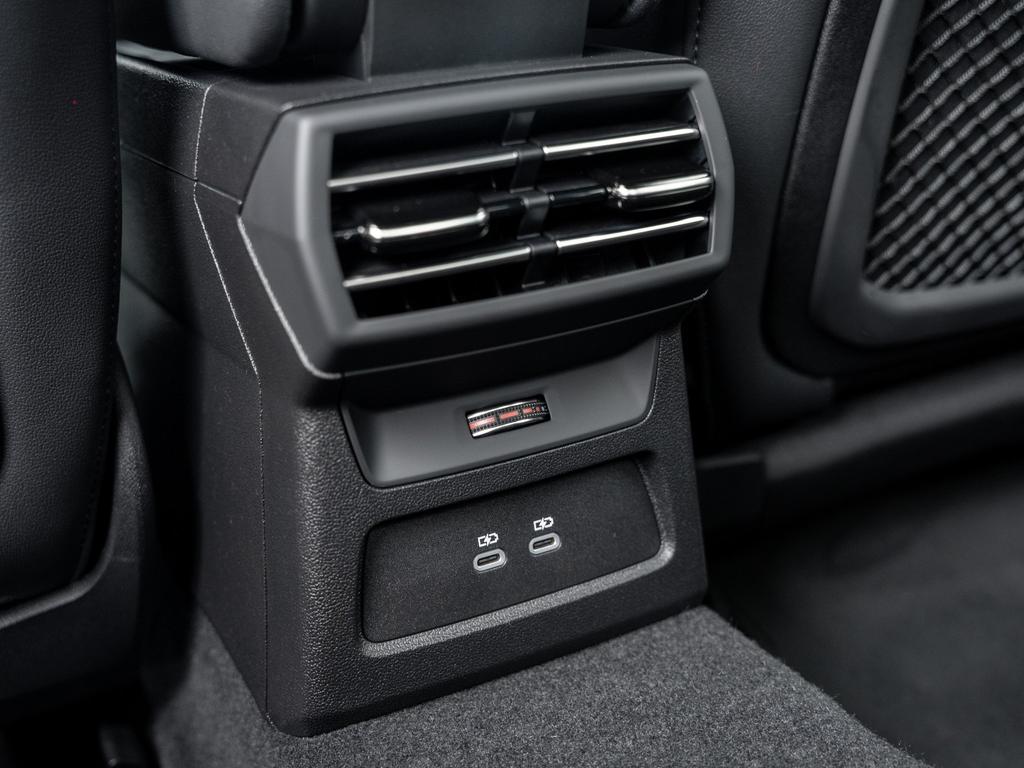 Audi S3 2025 г. Чёрный, пробег 21490 км