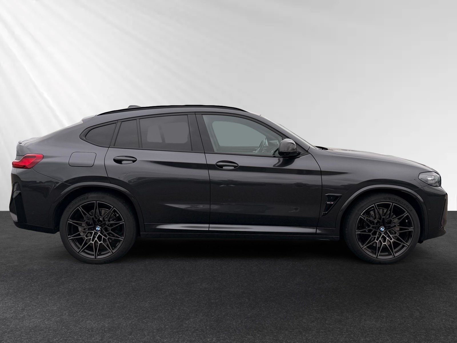BMW X4 M 2023 г. Серый, пробег 24647 км