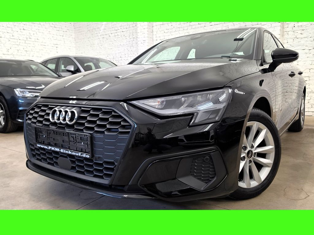 Audi A3 2022 г. Чёрный, пробег 43000 км