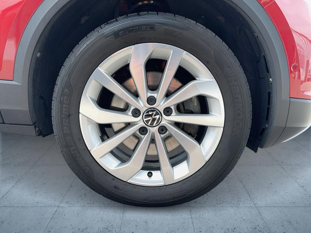 Volkswagen T-Roc 2024 г. Красный, пробег 53996 км