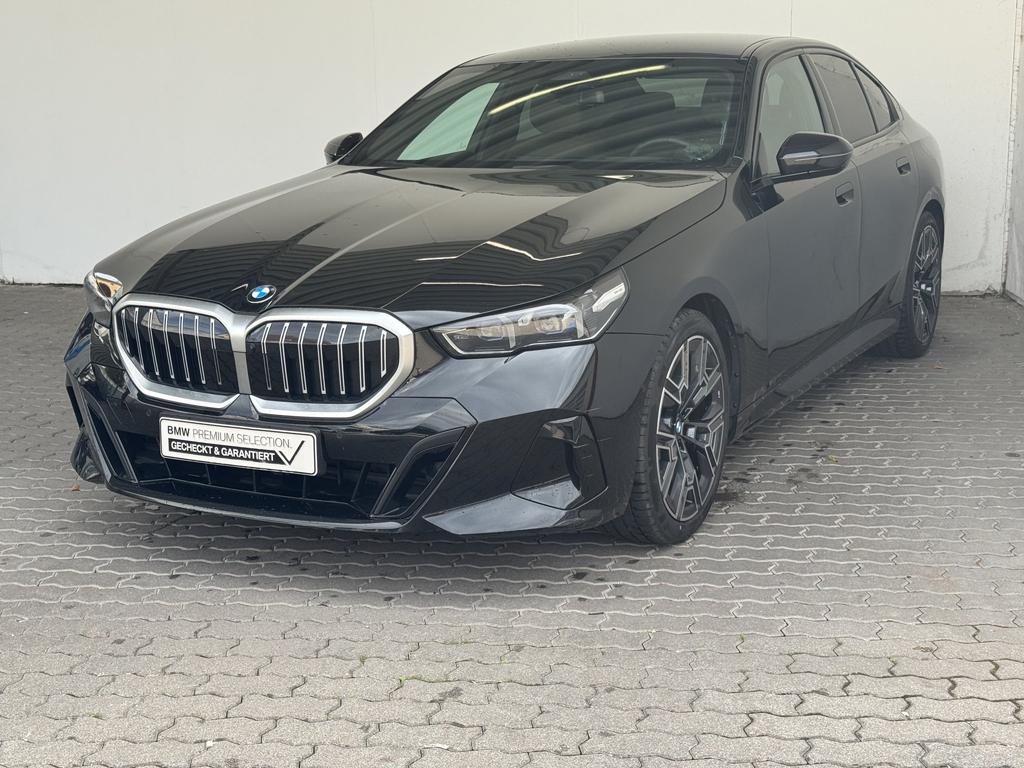 BMW 520 2025 г. Чёрный, пробег 27780 км