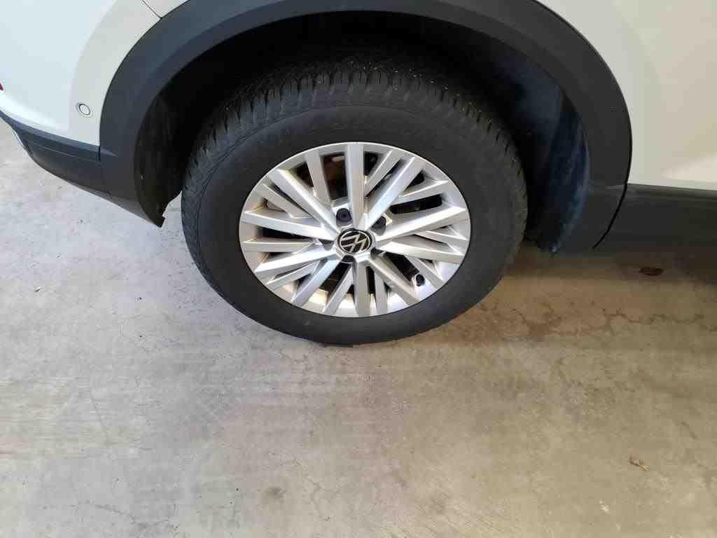 Volkswagen T-Roc 2024 г. Серый, пробег 32595 км