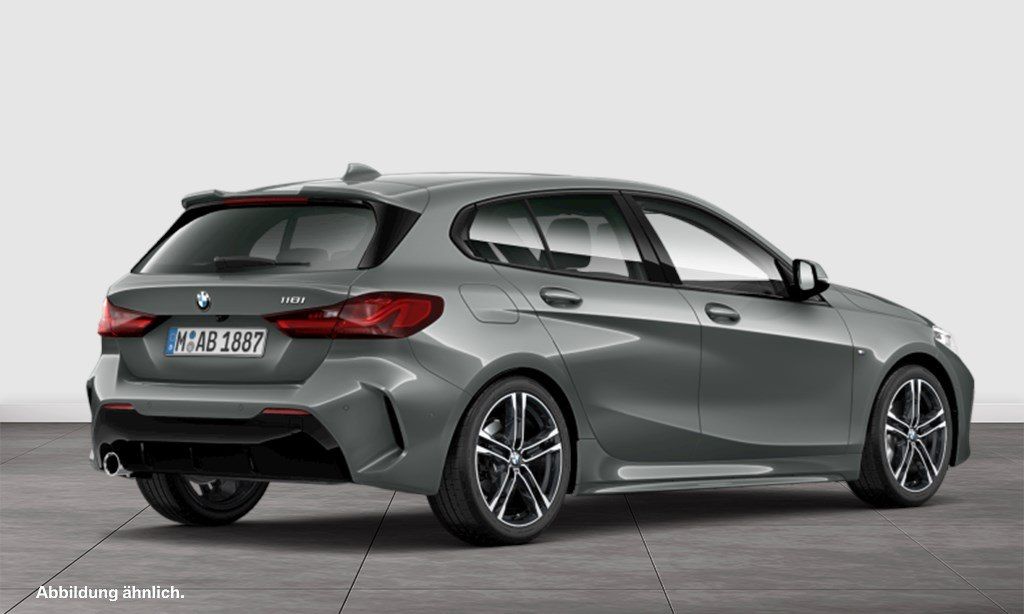 BMW 118 2023 г. Серый, пробег 25905 км