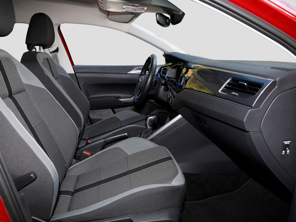 Volkswagen Polo 2022 г. Красный, пробег 34730 км