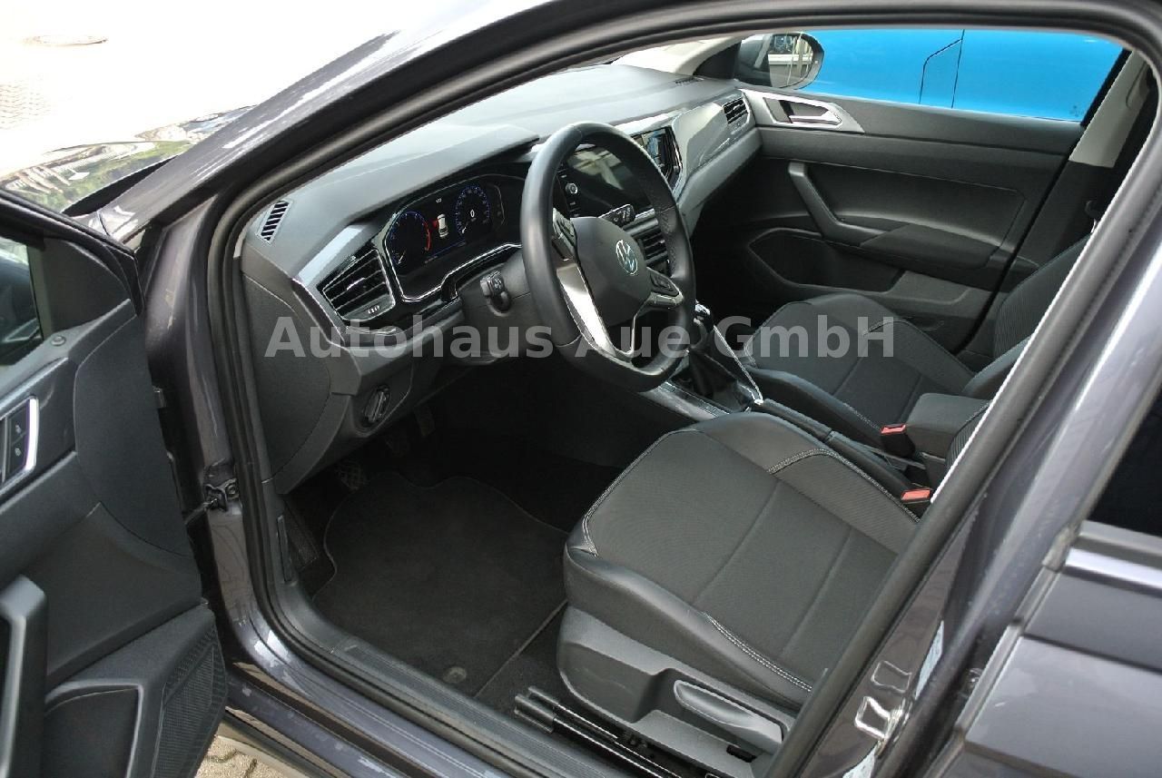 Volkswagen Taigo 2022 г. Серый, пробег 37300 км