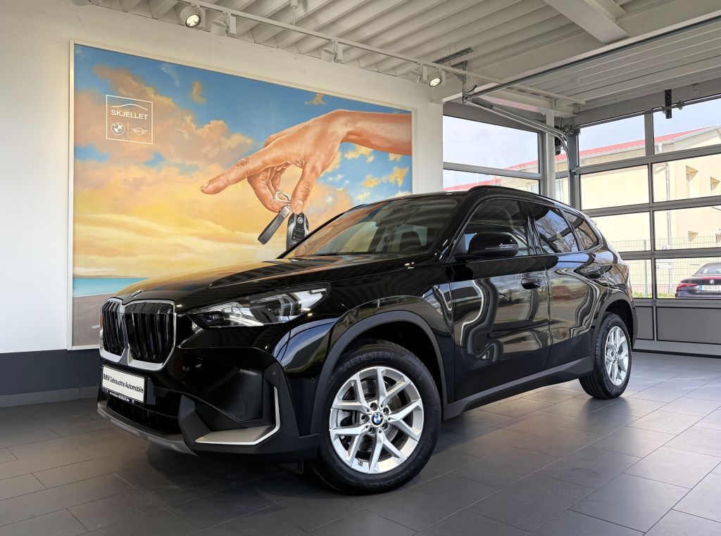 BMW X1 2024 г. Чёрный, пробег 48000 км