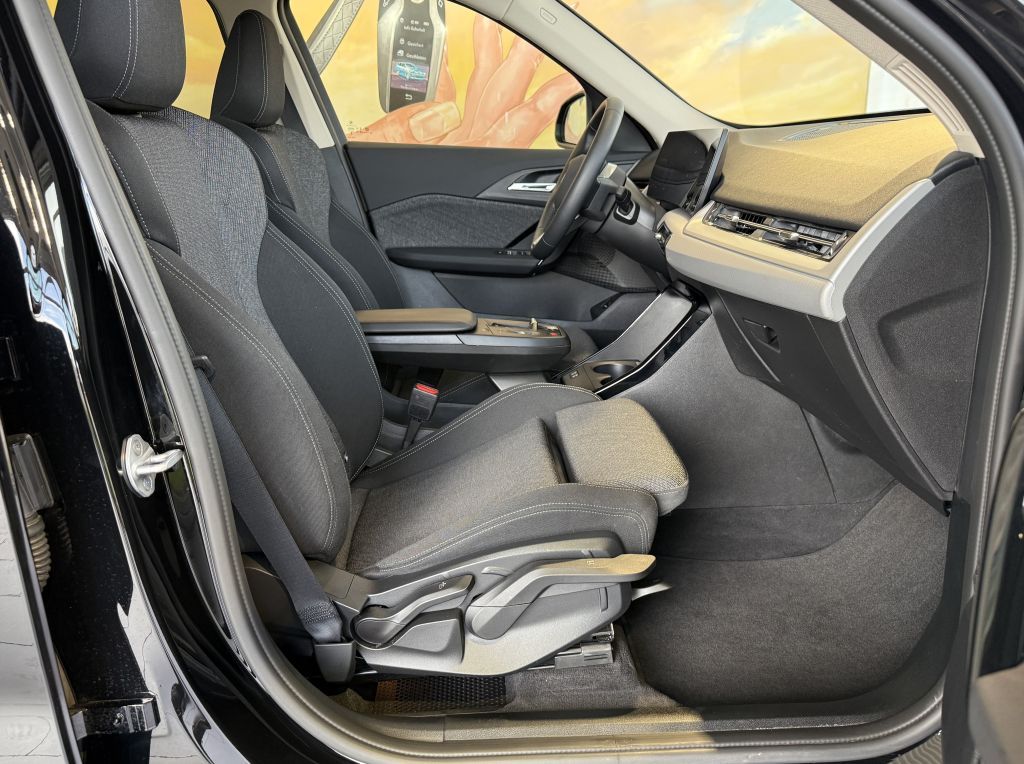 BMW X1 2024 г. Чёрный, пробег 48000 км