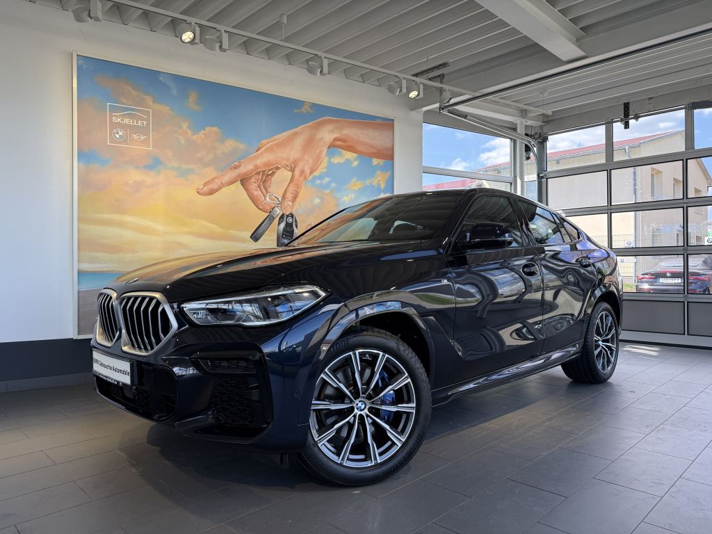 BMW X6 2023 г. Чёрный, пробег 45000 км