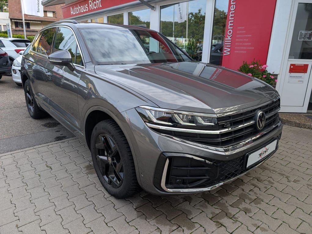 Volkswagen Touareg 2025 г. Серый, пробег 37850 км