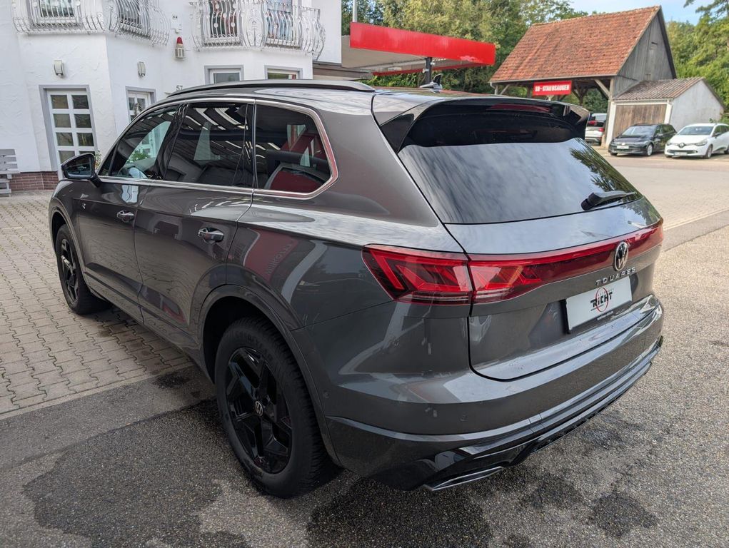 Volkswagen Touareg 2025 г. Серый, пробег 37850 км