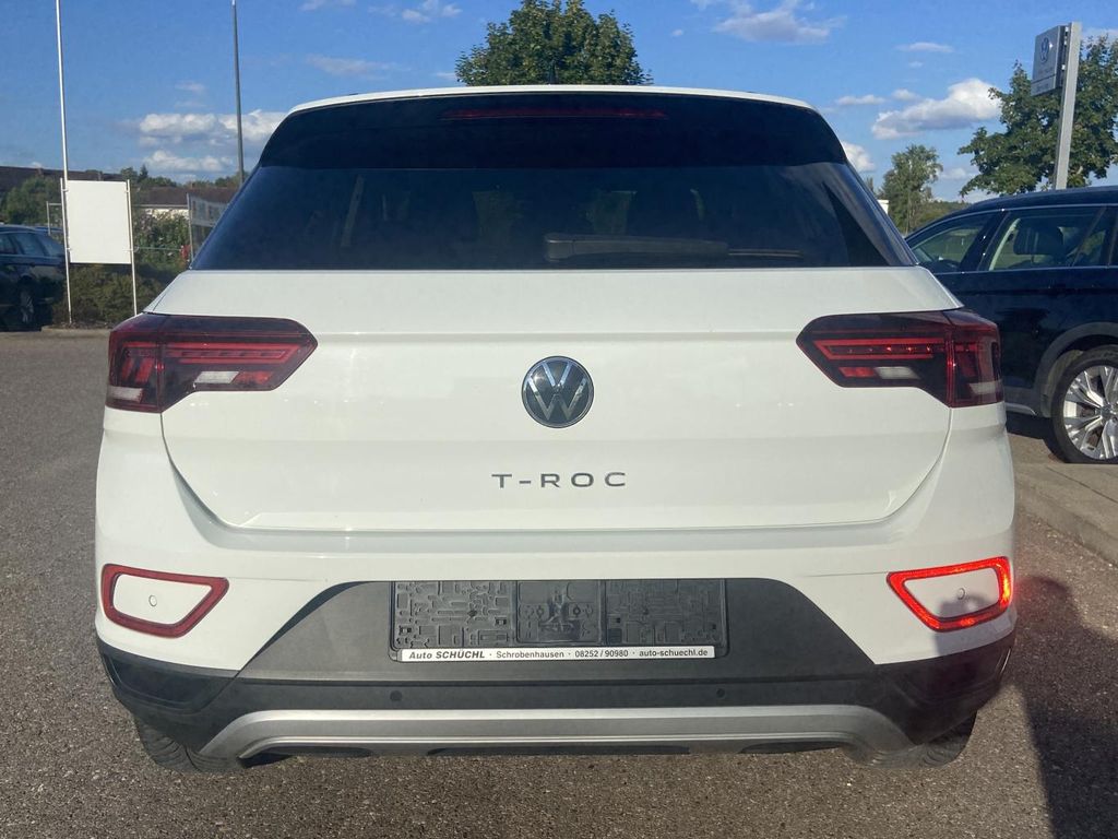 Volkswagen T-Roc 2023 г. Белый, пробег 42706 км