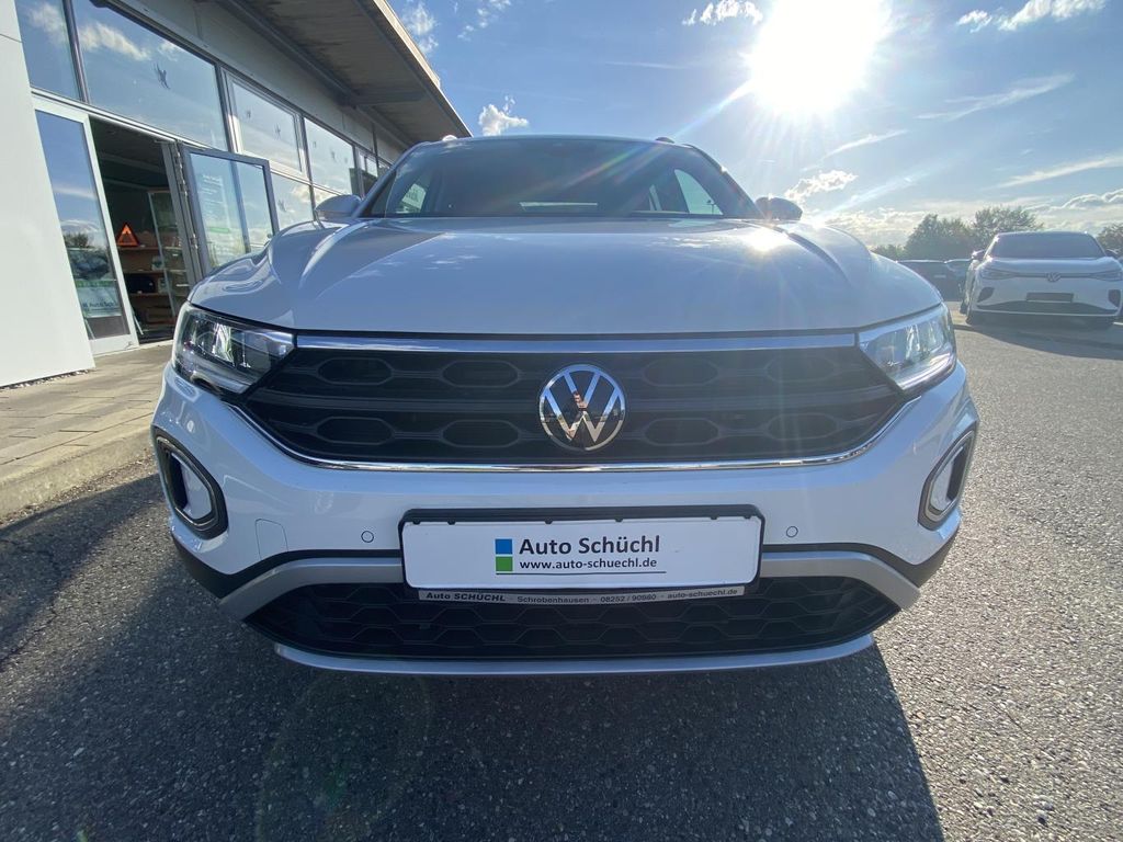 Volkswagen T-Roc 2023 г. Белый, пробег 42706 км
