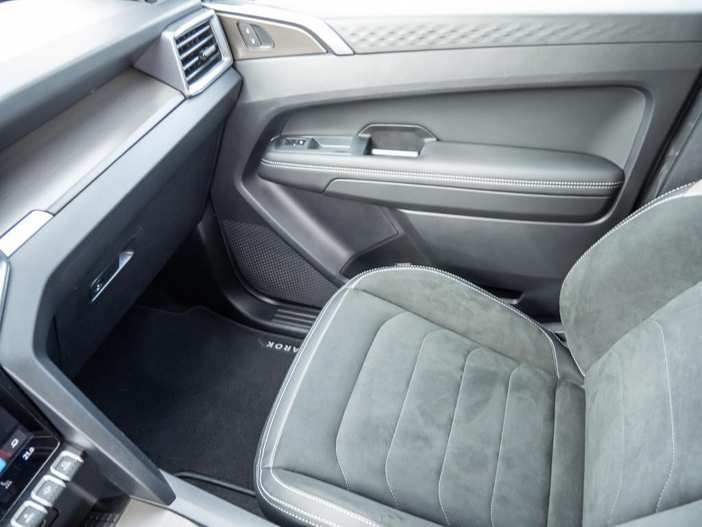 Volkswagen Amarok 2025 г. Чёрный, пробег 25627 км
