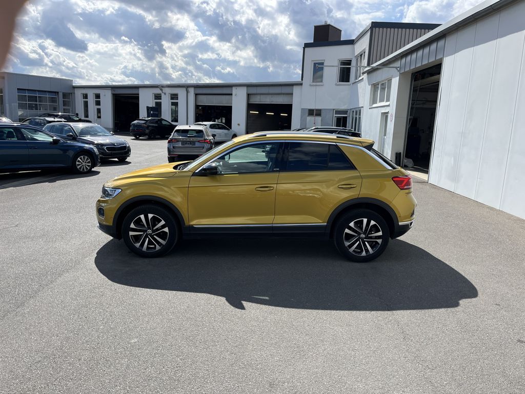 Volkswagen T-Roc 2021 г. Жёлтый, пробег 28823 км
