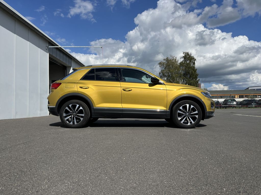 Volkswagen T-Roc 2021 г. Жёлтый, пробег 28823 км