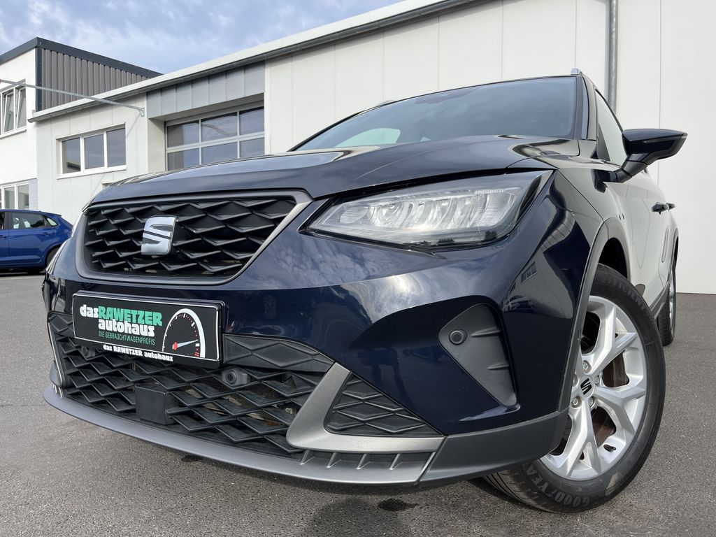 SEAT Arona 2022 г. Синий, пробег 42581 км