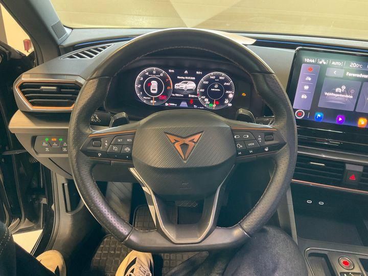 Cupra Leon 2023 г. Чёрный, пробег 47380 км
