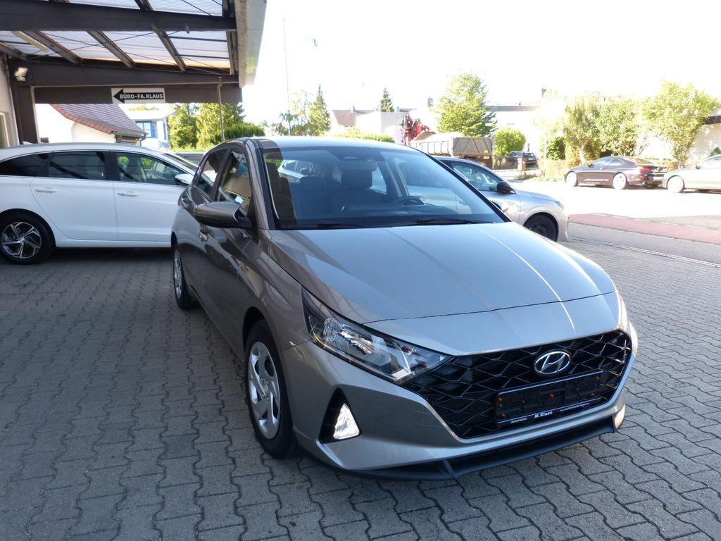 Hyundai i20 2021 г. Серый, пробег 56084 км