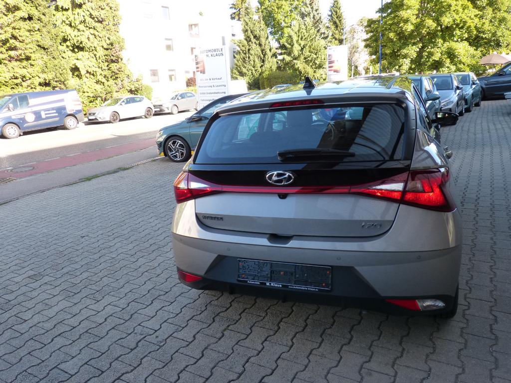 Hyundai i20 2021 г. Серый, пробег 56084 км