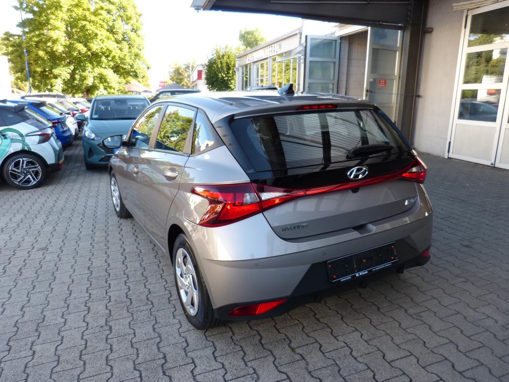 Hyundai i20 2021 г. Серый, пробег 56084 км