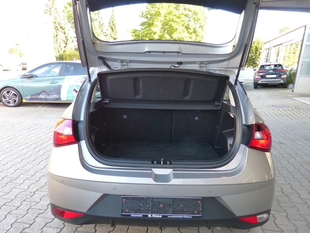 Hyundai i20 2021 г. Серый, пробег 56084 км