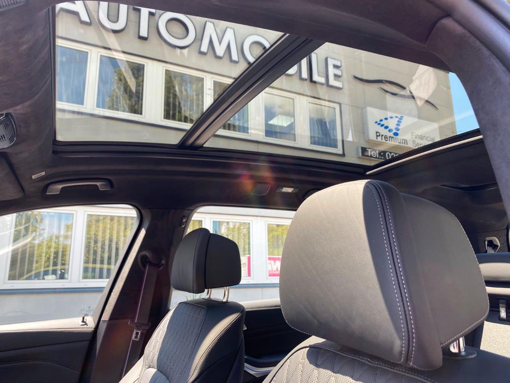 BMW X7 M60 2022 г. Зелёный, пробег 25850 км