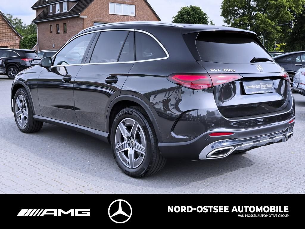 Mercedes-Benz GLC 300 2025 г. Серый, пробег 10519 км