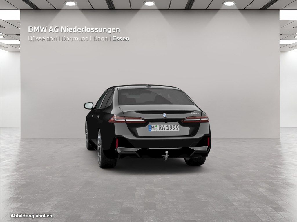 BMW 520 2025 г. Чёрный, пробег 25003 км