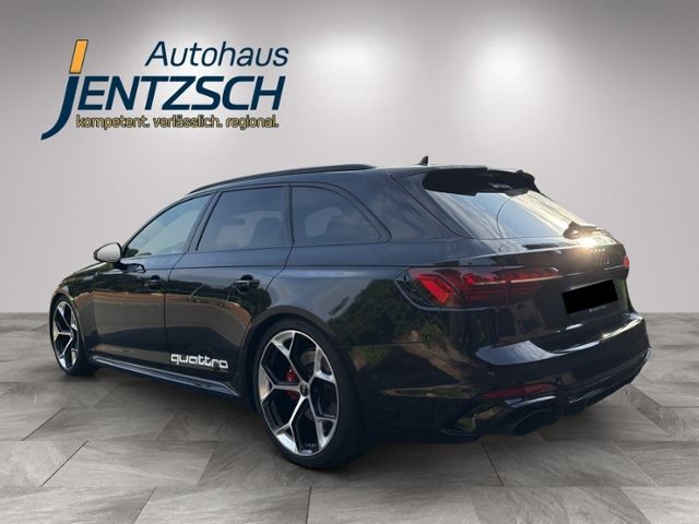 Audi RS4 2023 г. Чёрный, пробег 15000 км