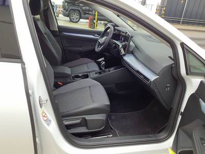 Volkswagen Golf 2025 г. Белый, пробег 25448 км