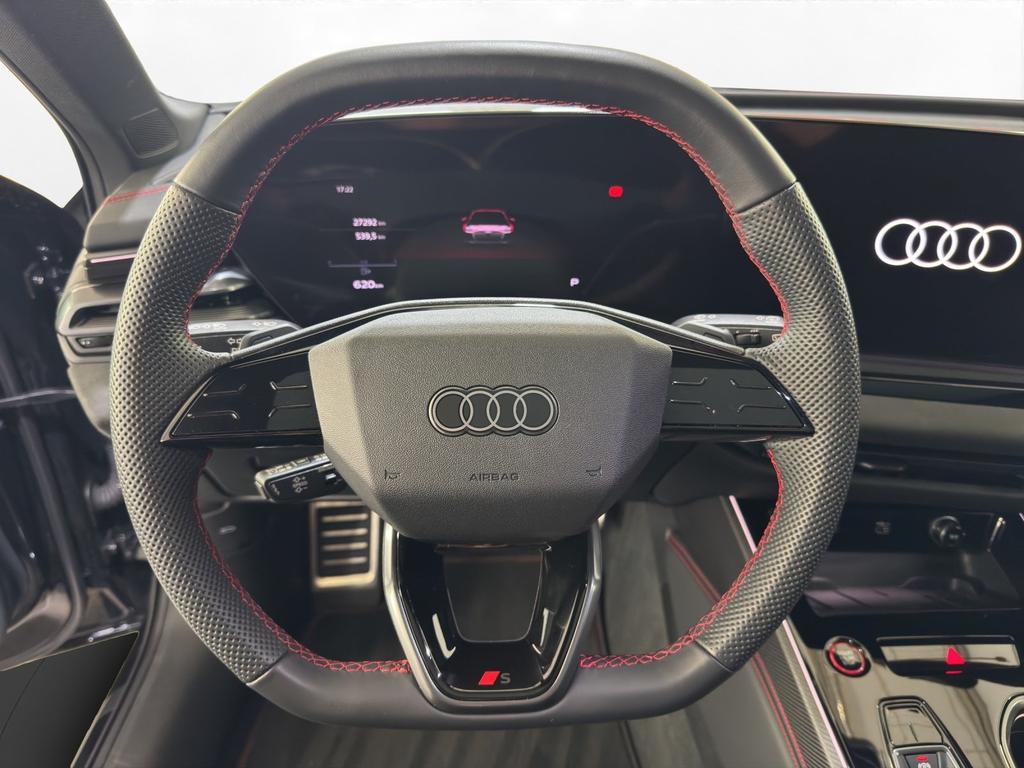 Audi A6 2025 г. Чёрный, пробег 24900 км