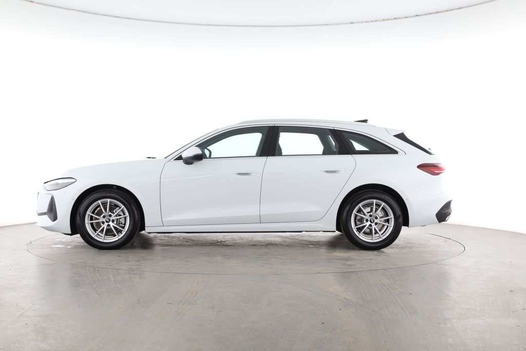 Audi A5 2025 г. Белый, пробег 39000 км