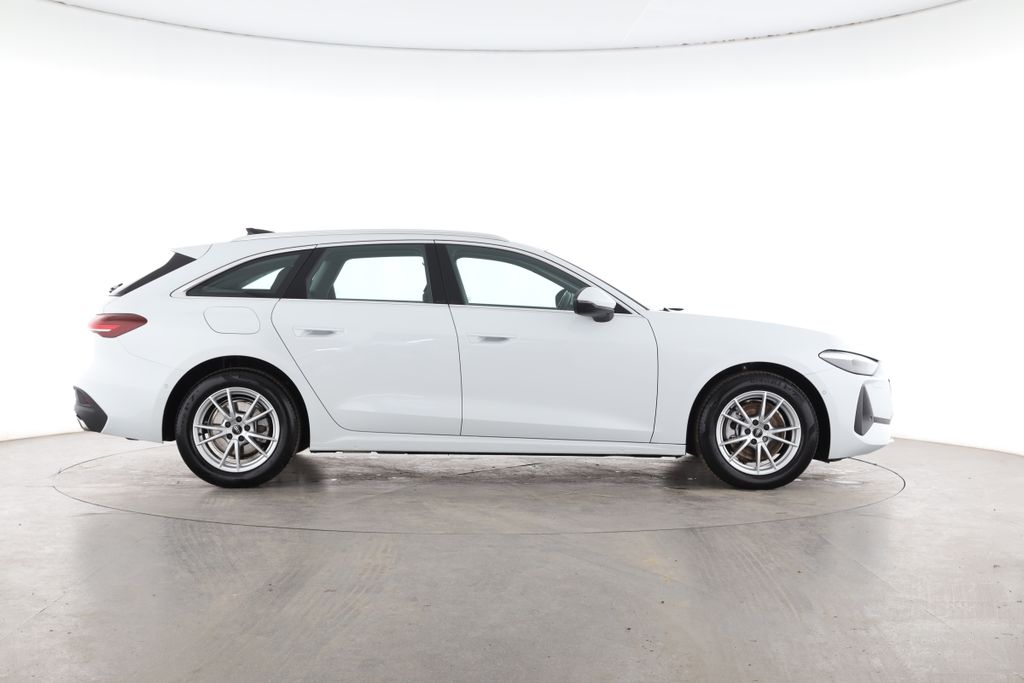 Audi A5 2025 г. Белый, пробег 39000 км
