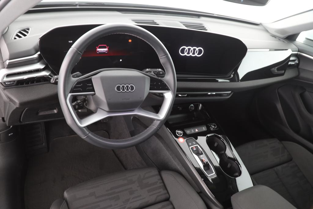 Audi A5 2025 г. Белый, пробег 39000 км