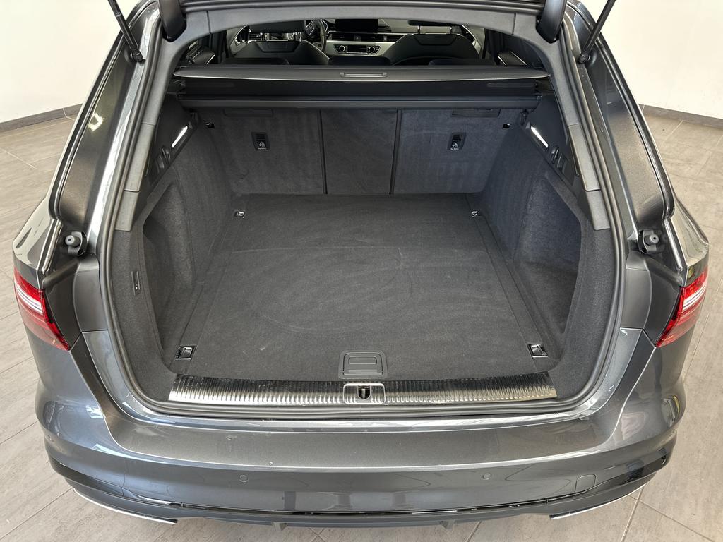 Audi A4 2023 г. Серый, пробег 42750 км
