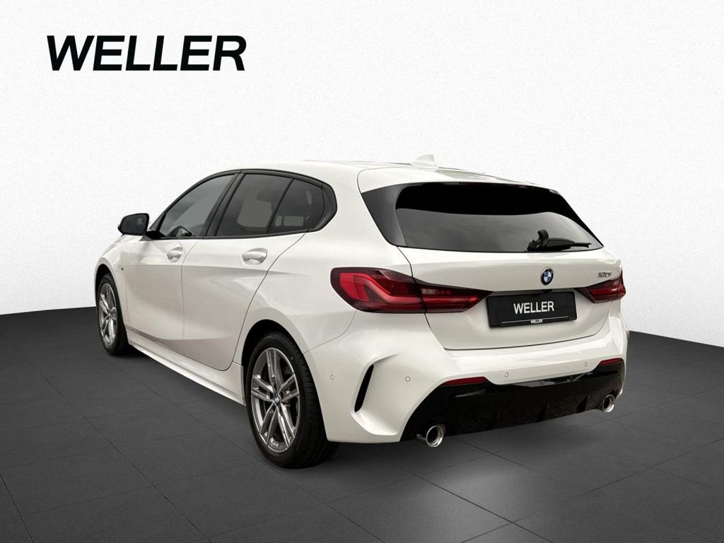BMW 120 2023 г. Белый, пробег 48440 км