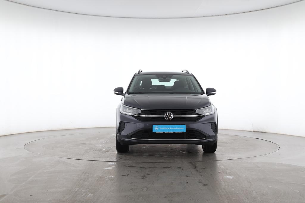 Volkswagen Taigo 2024 г. Серый, пробег 29976 км