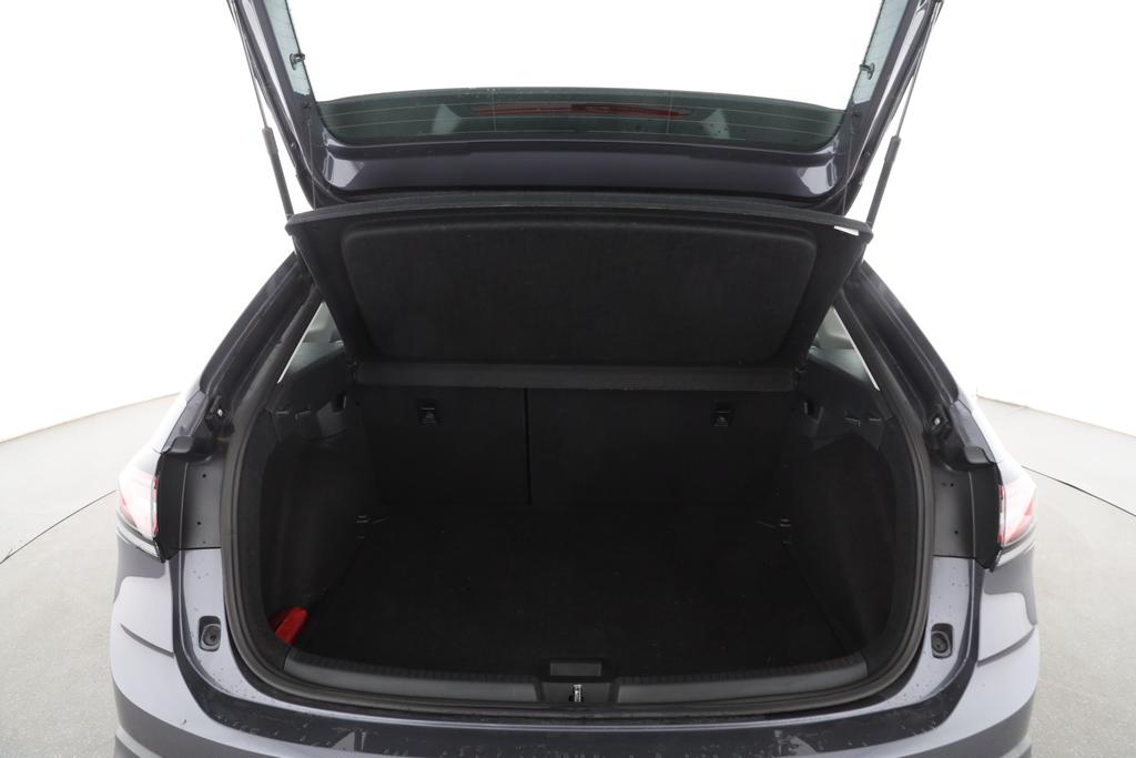 Volkswagen Taigo 2024 г. Серый, пробег 29976 км