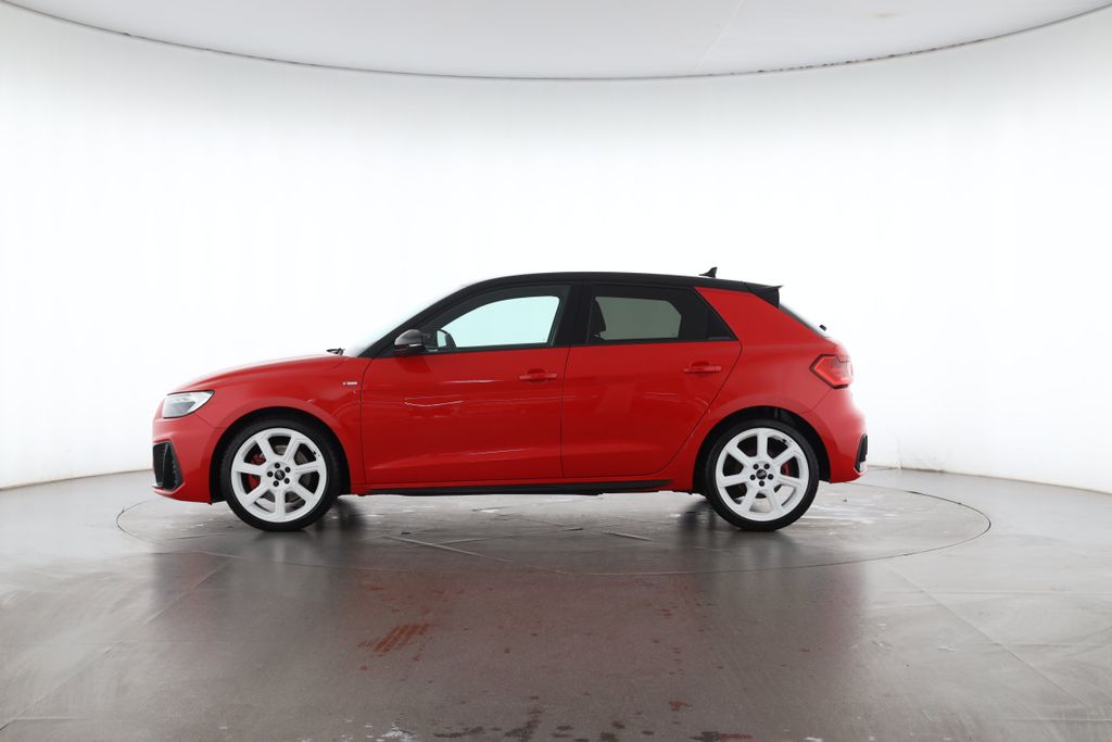 Audi A1 2021 г. Красный, пробег 48567 км