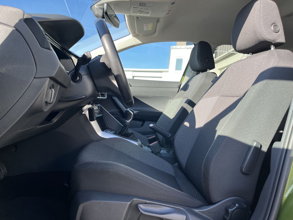 Volkswagen Taigo 2022 г. Зелёный, пробег 19987 км