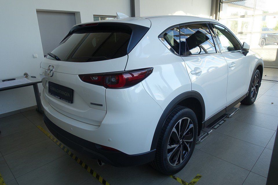 Mazda CX-5 2023 г. Белый, пробег 59985 км