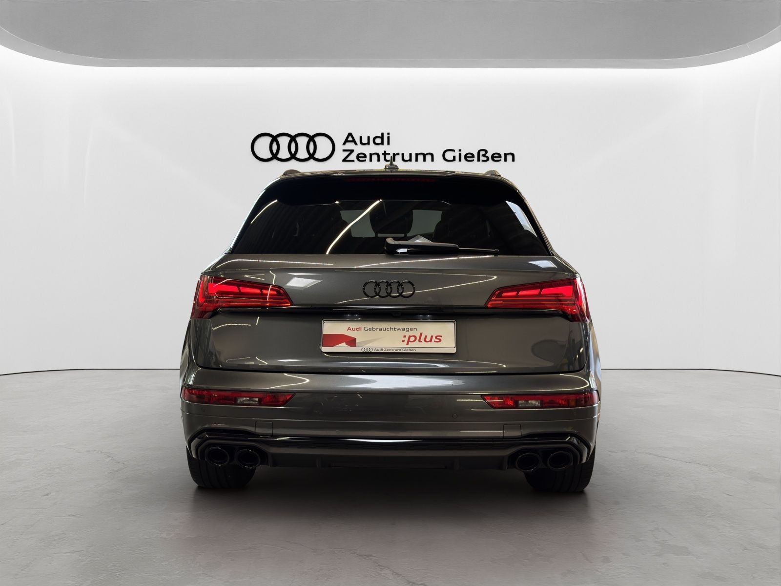 Audi SQ5 2024 г. Серый, пробег 53700 км